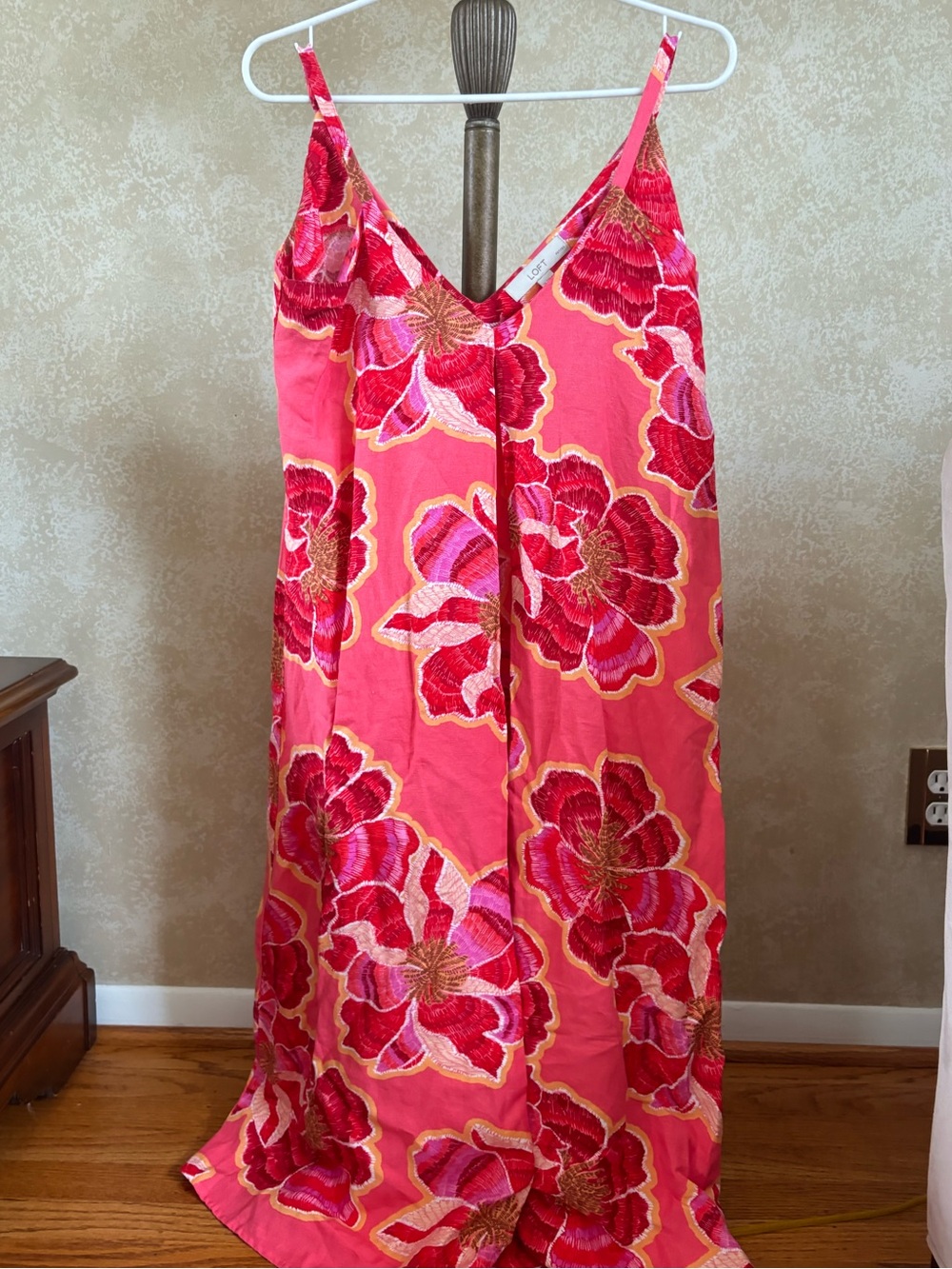 LOFT Textured Floral Linen Blend Strappy Maxi Dress - Picture 2 of 4